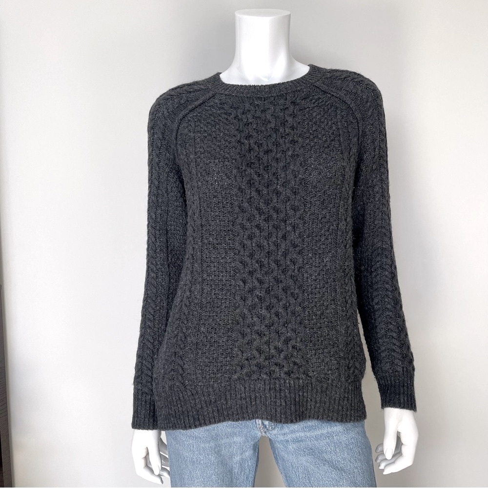 VINCE Cable Knit Wool-blend Sweater in Charcoal